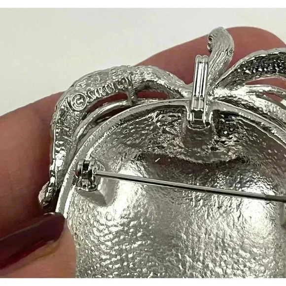 VTG Sarah Coventry Apple Brooch & Matching Earrings Silver Toned Adam's Delight - Picture 7 of 10